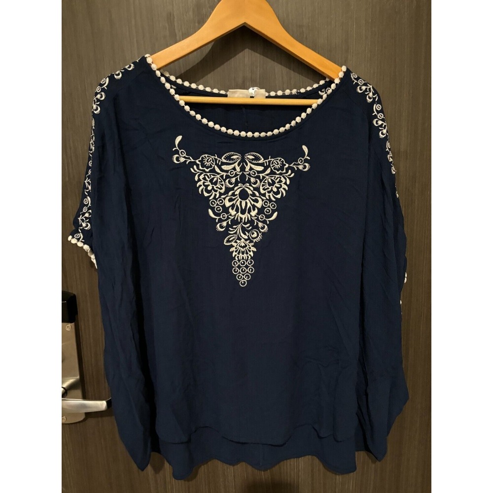 Cato Blouse Top Women's 22/24 BOHO Blue Rayon Floral Embroidered Dolman Sleeve